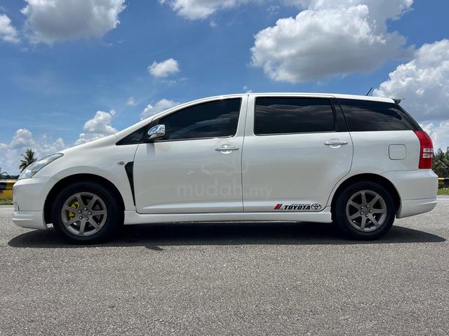 2004 Toyota WISH 1.8 (A) 1 Owner Only - 4
