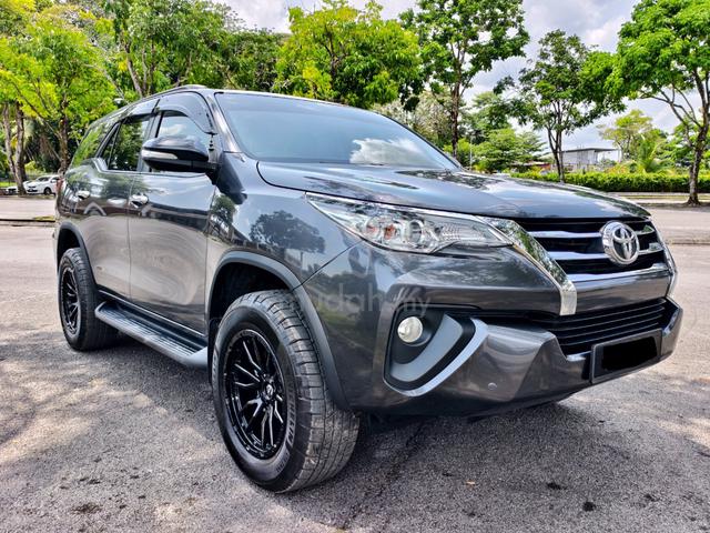 2017 Toyota FORTUNER 2.4 Diesel VRZ 4X4 (A) - 1