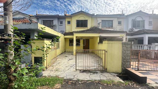 Facing Open Double Storey Blok 27A Bandar Tasik Puteri Rawang Selangor 1
