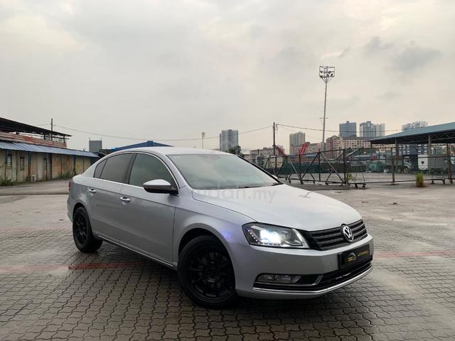Volkswagen PASSAT TSI 1.8 AUTO 2016 - 1