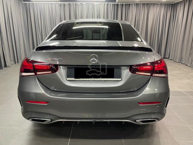 2022 Mercedes Benz A250 AMG LINE (A) Sedan - 5