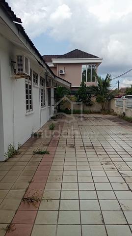 (DEPAN MASJID) SEMI D CORNER LOT Permatang Badak Baru Kuantan 1