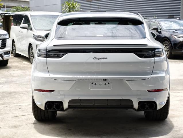 2023 Porsche CAYENNE 3.0 COUPE (Platinum Edition ) - 5