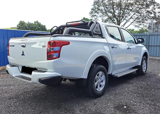2015 Mitsubishi TRITON 2.5 KB4TGJRXZR FACELIFT (A) - 4