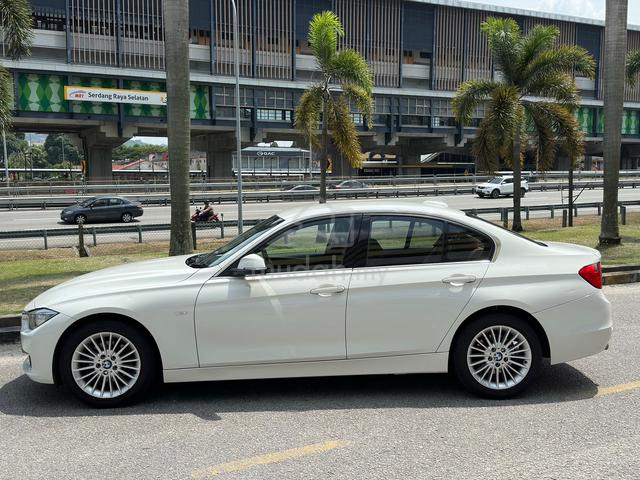 2013 BMW 320i F30 2.0 TWIN POWER TURBO LUXURY - 5