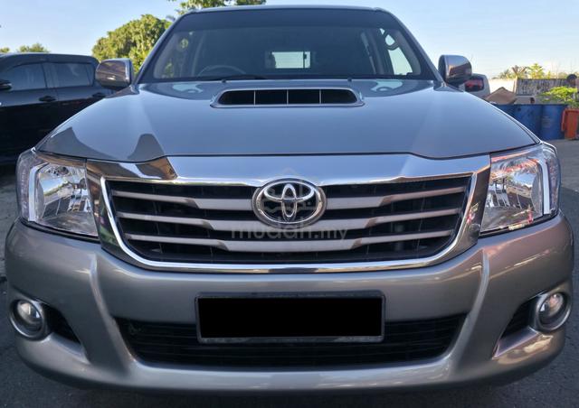 2014 Toyota HILUX DOUBLE CAB 2.5 G VNT (A) (4X4)🩶 - 2