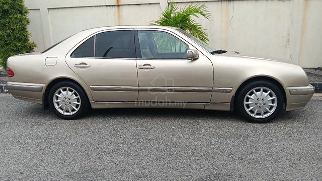 2002 Mercedes Benz E-CLASS 2.0 200 K (CKD) W210 - 3