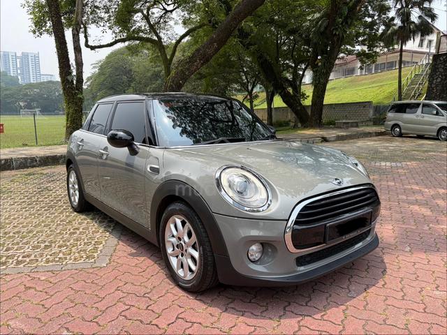 2017 Mini COOPER 1.5 F55 (A) 4 door - 1