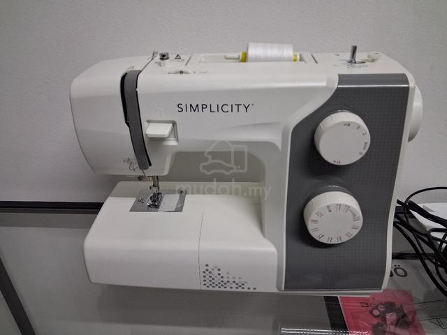 Simplicity Sewing Machine - photo 2 of 4
