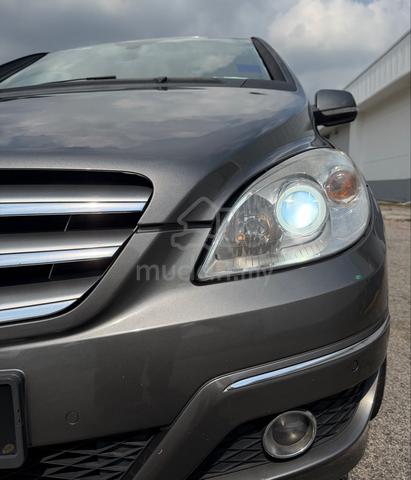 2011 Mercedes Benz B180 (CBU) 1.7 FACELIFT (A) - 2