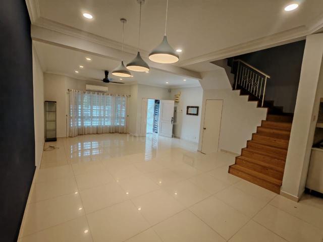 [F.Loan I Renovated] 2 Storey Taman Bukit Mewah, Kajang 1