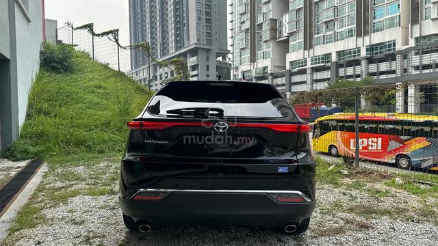 BSM 2022 Toyota HARRIER 2.0 G Black interior - 4