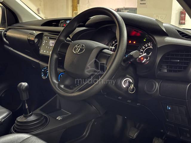 2023 Toyota HILUX 2.4 MT (M) SUPER CLEAN CONDITION - 4