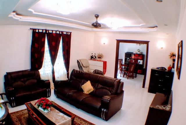 Kampung Laksamana  Batu Caves Rumah Banglo 2 Tingkat Partial Furnish 1