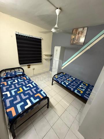 Bilik Sewa Lelaki di Flora Damansara, Damansara Perdana Petaling Jaya 1