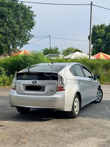 2011 Toyota PRIUS 1.8 (HYBRID) - 4