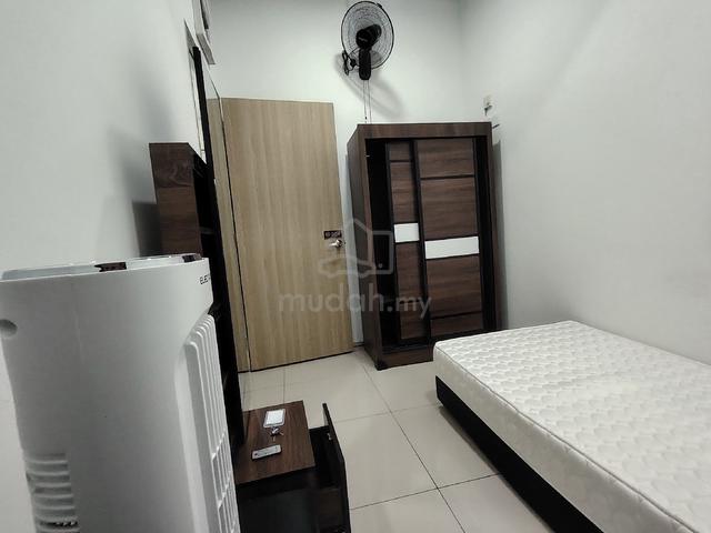 CIQ JB Single cozy room 1