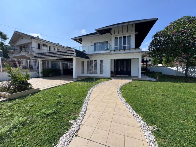 LUXURY FREEHOLD Double Storey Bungalow For Sale @ Bukit Baru Melaka 1