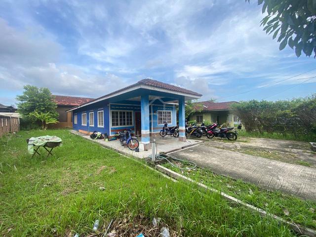JALAN NUSA PERINTIS, Taman Nusa Perintis Bungalow House [Non Bumi Lot] 1
