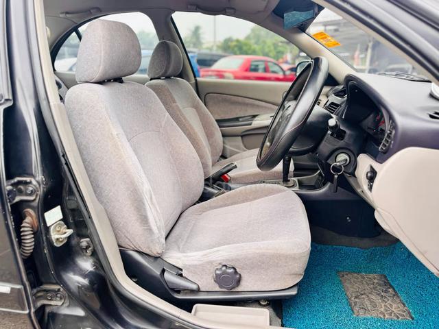 2002 Nissan SENTRA 1.6 L (A) - 4