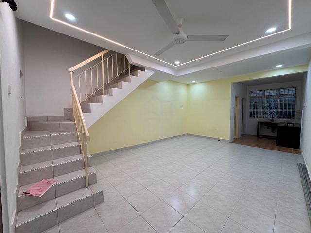 FULL LOAN TAMAN BESTARI INDAH, ULU TIRAM / RUMAH CANTIK / Below Market 1