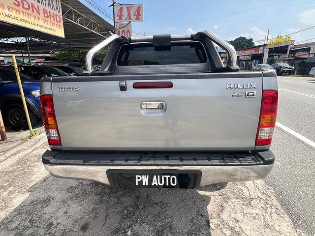 TOYOTA HILUX 2.5(A)VIGO G D/C D-4D 4sp 4X4 pickups - 5