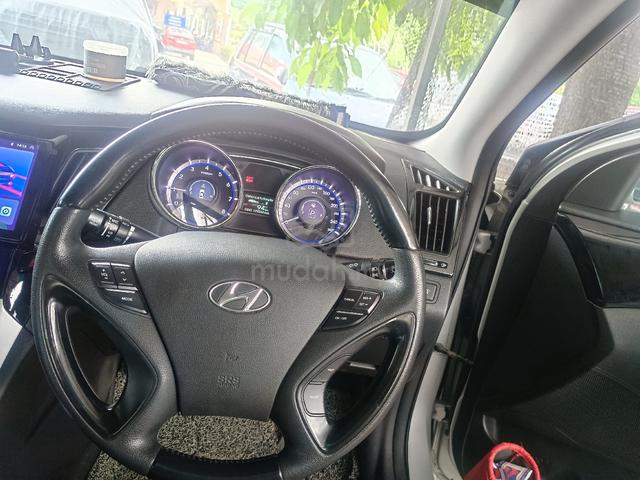 2010 Hyundai SONATA 2.0 THETA II STANDARD SPEC YF - 4
