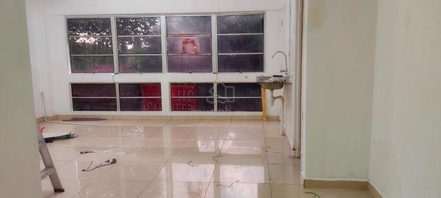Suria Apartment (Damansara Damai) 1