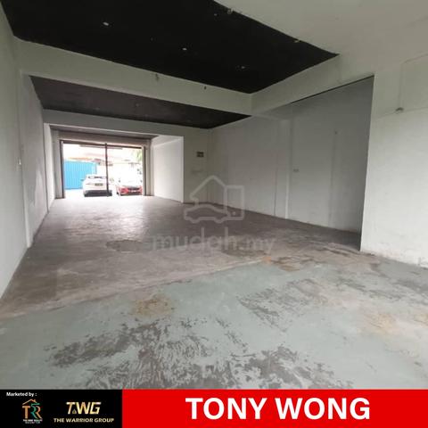 Padimas Point Ground Floor Retail/Office Lot For Rent 1
