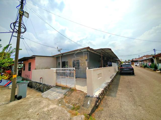 [RUMAH TEPI] SEMI D Cluster Single Storey Taman Pinggiran Senawang N9 1