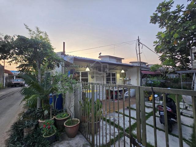 FULLY RENOVATED🔥Single Storey Taman Sri Serdang, Seri Kembangan(SALE) 1
