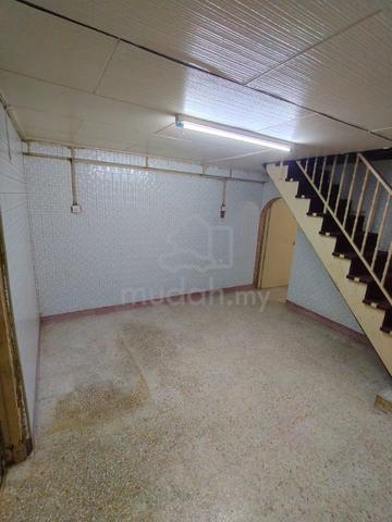 2-Storey Ter LA-1800+SF AYER ITAM NEAR SUNSHINE CENTRAL 2-Carparks 1