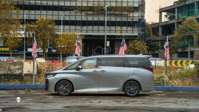 2025 Toyota Vellfire 2.4L Z-Premier - 1
