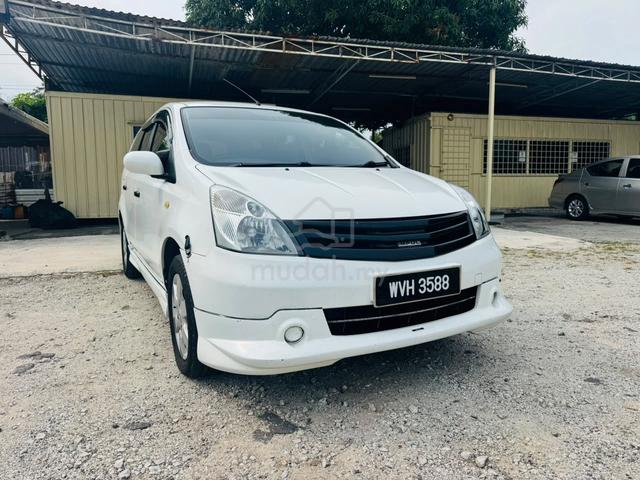 2011 Nissan GRAND LIVINA 1.6 PREMIUM/LUXURY (A) - 1