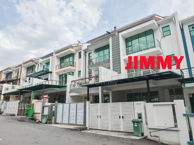 Bukit Jambul, Relau Luxury 3 storey Terrace For Sale 1