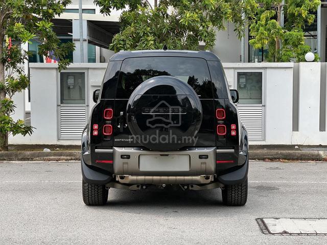 2025 Land Rover Defender 110 X-DYNAMIC SE P300 - 4