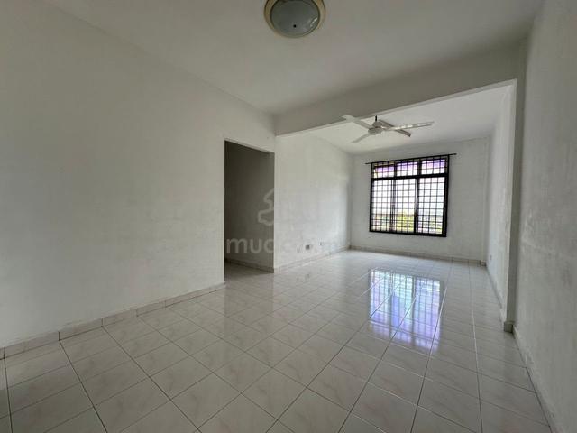 Putri Ria Apartment 1