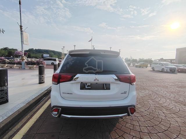 2018 Mitsubishi OUTLANDER 2.4 (CKD) FACELIFT (A) - 2