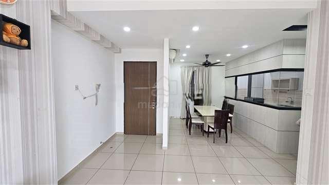 Platinum III @ Teluk Kumbar Heights 1