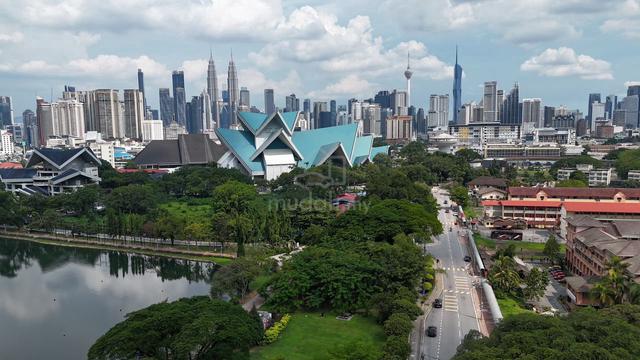 Super Cheap! Lake front Titiwangsa Bungalow near KLCC 1