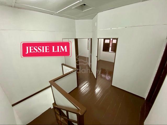 Ayer Itam Terrace corner 2370sf Jalan Reservoir Good Rent unit 5Beds 1