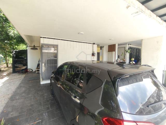 Well Maintained Fully Furnished Cornet Lot House For Rent 1
