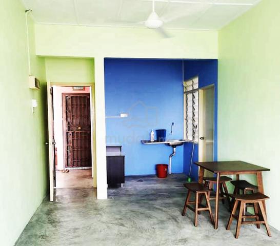 Flat Taman Pelangi Indah 1