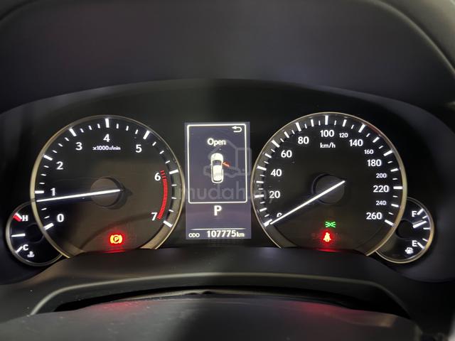 CAR KING 2022/2017 Lexus RX200T 2.0 PREMIUM (A) - 3
