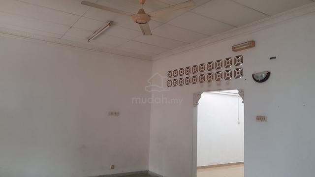 Taman Kepong – Single Storey House for Rent (Facing Open Land) 1