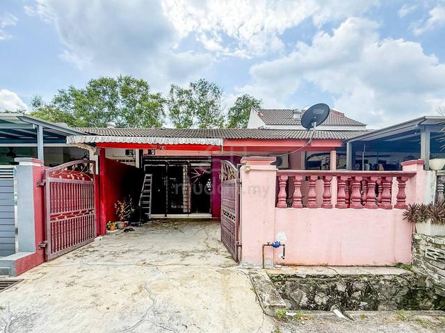 (PALING MURAH) FACING OPEN 1 Storey Terrace Taman Kinrara 5, Puchong 1