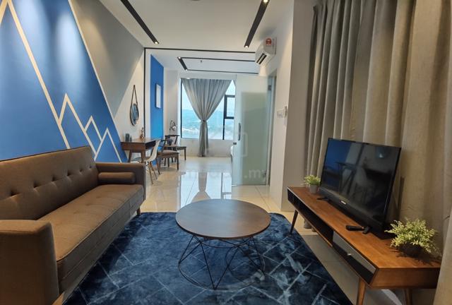 Manhattan Suites @ ITCC 1