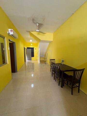 GROUND FLOOR Town Villa Taman Tasik Puchong, Puchong 1