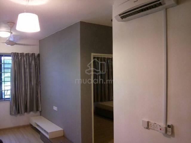 University Prime Condominium 1