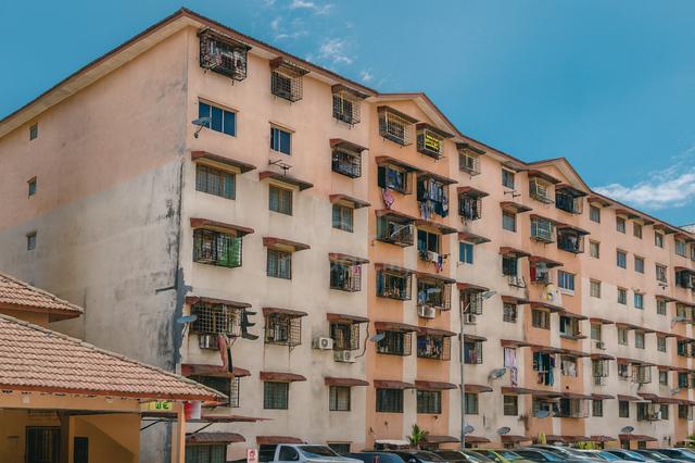 Apartment Lestari (Damansara Damai) 1